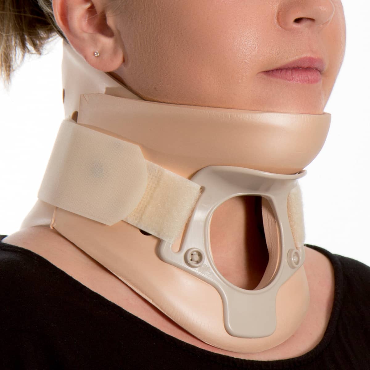 Collier Cervical C4